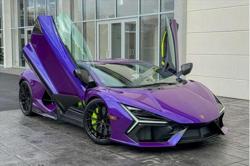 2024 Lamborghini Revuelto