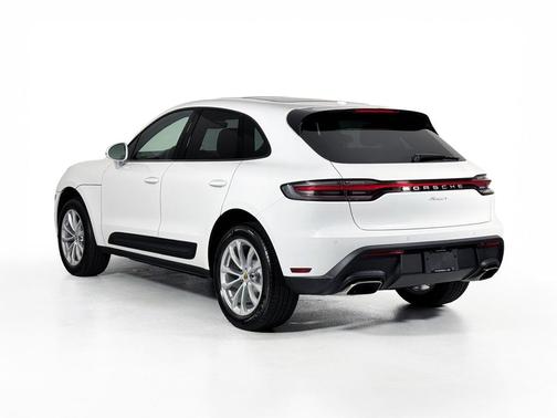 2025 Porsche Macan Macan