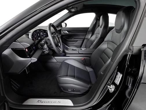 2025 Porsche Taycan 4S