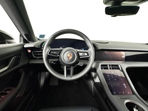 2025 Porsche Taycan 4S