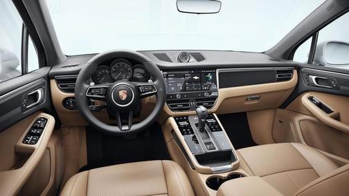 2025 Porsche Macan T