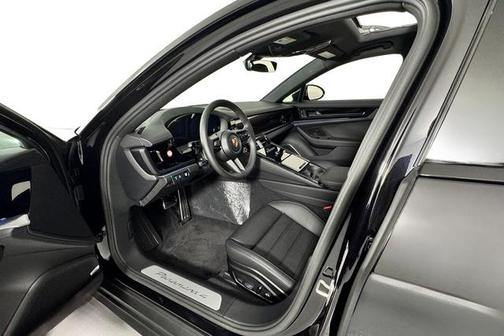 2026 Porsche Panamera 4