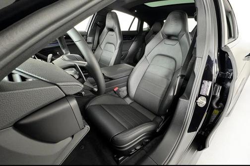 2026 Porsche Panamera 4