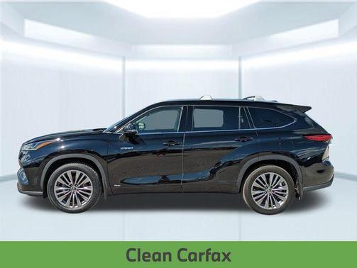 2021 Toyota Highlander Hybrid Platinum