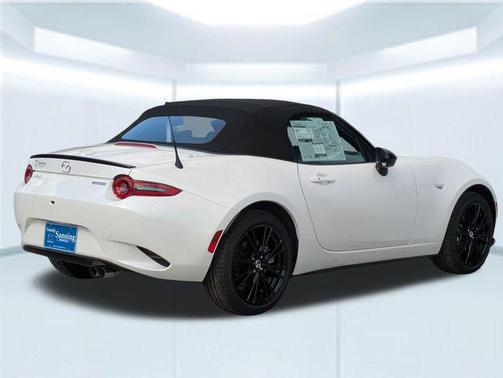 2025 Mazda MX-5 Miata Club