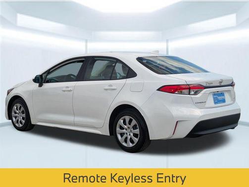 Ice Cap 2024 Toyota Corolla LE