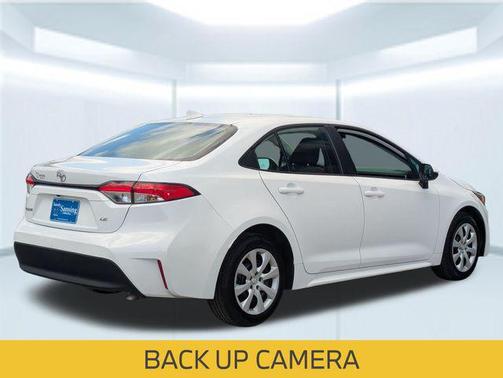 Ice Cap 2024 Toyota Corolla LE