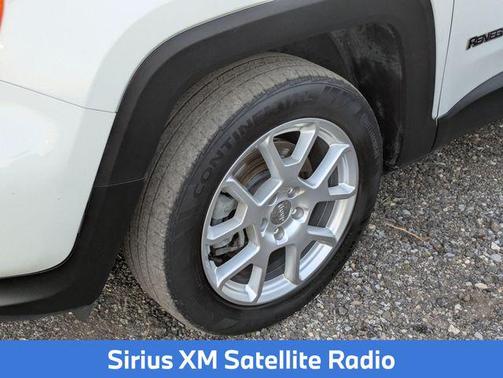 Alpine White Clearcoat 2019 Jeep Renegade Latitude