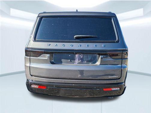 2022 Jeep Wagoneer Series II 4x2