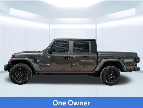 2022 Jeep Gladiator Altitude 4x4