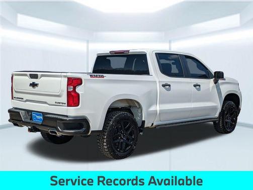 2022 Chevrolet Silverado 1500 Custom Trail Boss