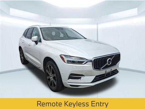 2019 Volvo XC60 Recharge Plug-In Hybrid T8 Inscription