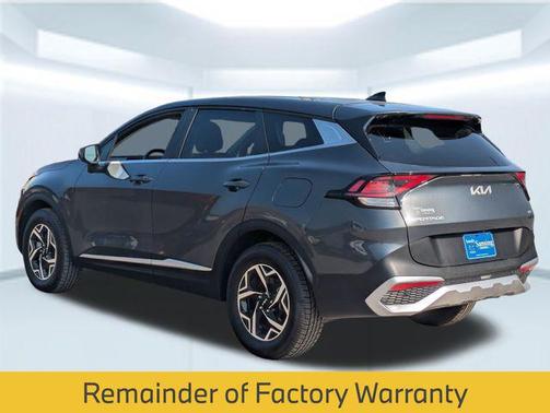 Gravity Gray 2024 Kia Sportage LX