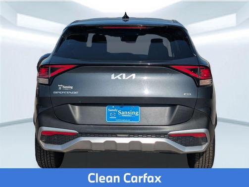 Gravity Gray 2024 Kia Sportage LX