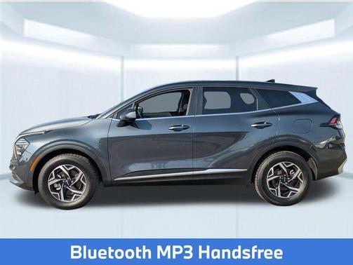 Gravity Gray 2024 Kia Sportage LX