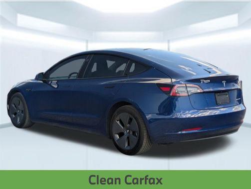 Deep Blue Metallic 2022 Tesla Model 3 Long Range