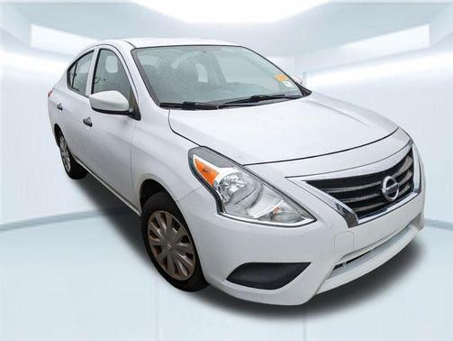 2018 Nissan Versa 1.6 S