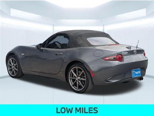 Meteor Gray Mica 2016 Mazda MX-5 Miata Grand Touring