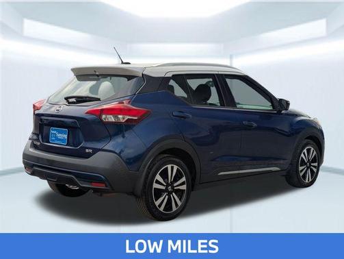 2019 Nissan Kicks SR