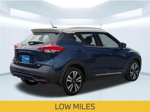 2019 Nissan Kicks SR