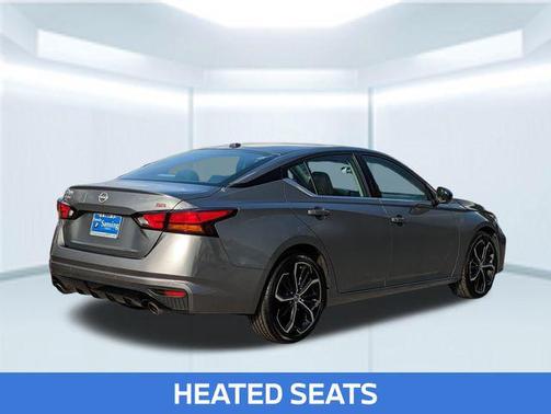 2023 Nissan Altima SR FWD