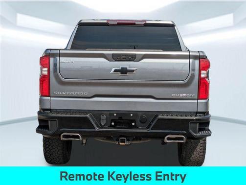2022 Chevrolet Silverado 1500 Custom Trail Boss