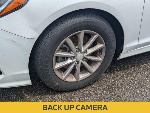 2018 Hyundai SONATA SE