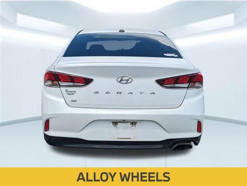 2018 Hyundai SONATA SE