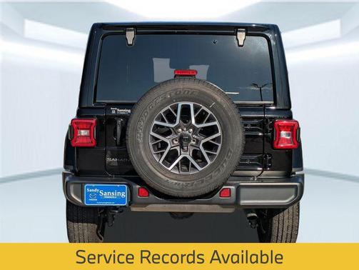 2025 Jeep Wrangler 4-Door Sahara 4x4