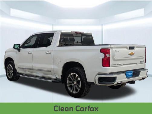 Iridescent Pearl Tricoat 2023 Chevrolet Silverado 1500 High Country