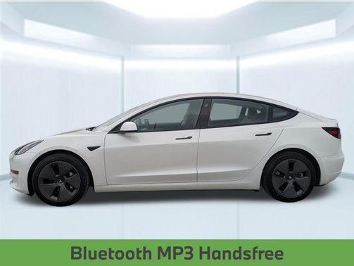 Pearl White Multi-Coat 2022 Tesla Model 3 Long Range