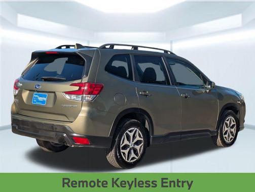 2022 Subaru Forester Premium