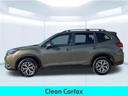 2022 Subaru Forester Premium