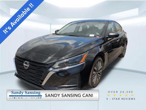 Super Black Clearcoat 2024 Nissan Altima 2.5 SV