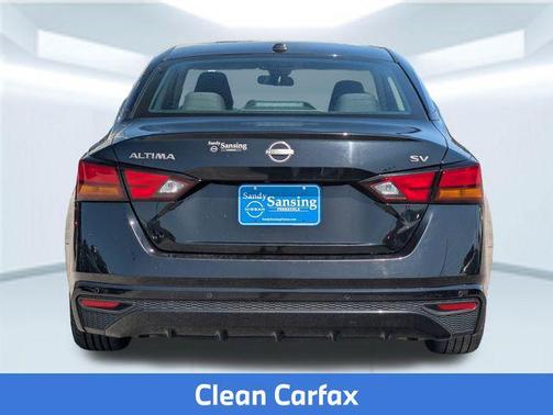 Super Black Clearcoat 2024 Nissan Altima 2.5 SV