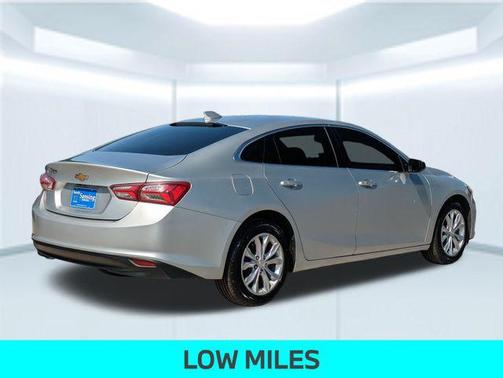 2021 Chevrolet Malibu FWD LT