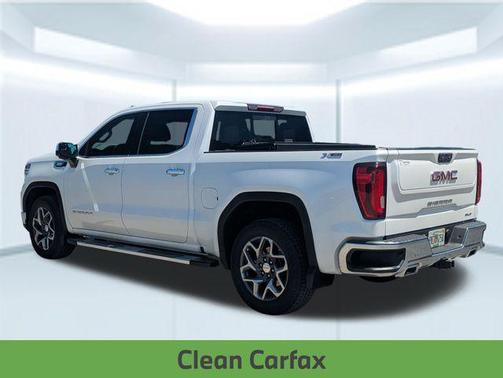 White Frost Tricoat 2023 GMC Sierra 1500 SLT
