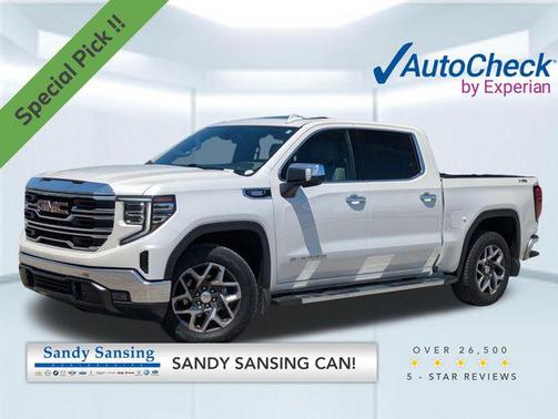 White Frost Tricoat 2023 GMC Sierra 1500 SLT