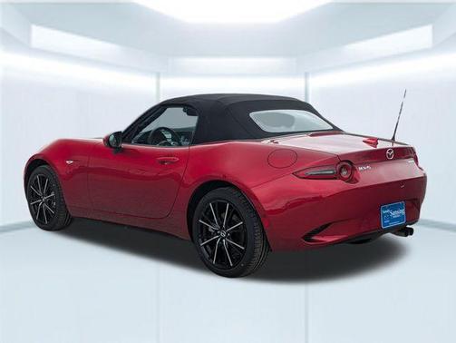 Soul Red Crystal Metallic 2026 Mazda MX-5 Miata Grand Touring