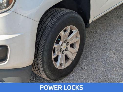 Summit White 2018 Chevrolet Colorado LT
