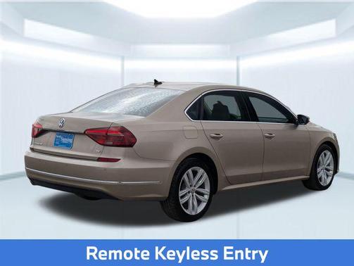 2018 Volkswagen Passat 2.0T SE