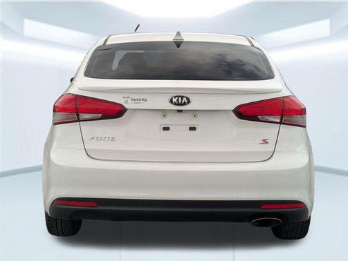 Clear White 2017 Kia Forte S