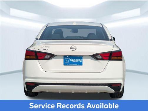 Glacier White 2025 Nissan Altima 2.5 SV
