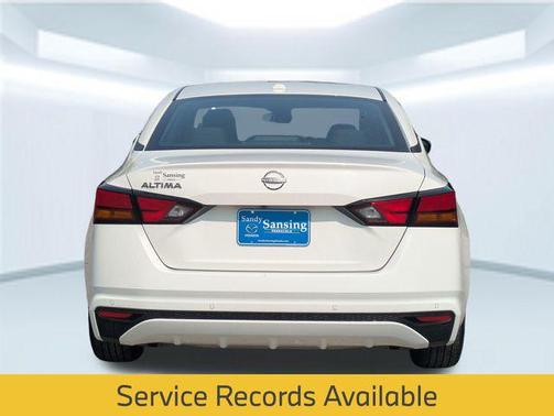 Glacier White 2025 Nissan Altima 2.5 SV
