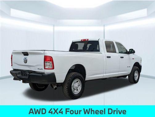 2022 RAM 2500 Tradesman Crew Cab 4x4 8' Box