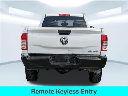 2022 RAM 2500 Tradesman Crew Cab 4x4 8' Box