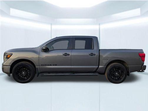 2019 Nissan Titan SV