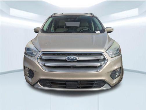 White Platinum Metallic Tri-Coat 2017 Ford Escape Titanium