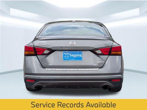 2022 Nissan Altima SR VC-Turbo FWD