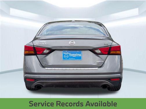 2022 Nissan Altima SR VC-Turbo FWD